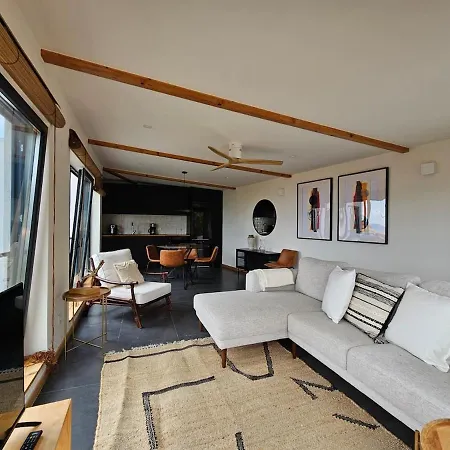 بيت ضيافة Faial T1 - Blue Horizon - One Bedroom, Faial 3*